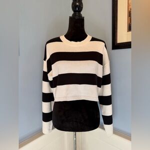 NWOT Black and White Striped Cropped Sweater Sz L